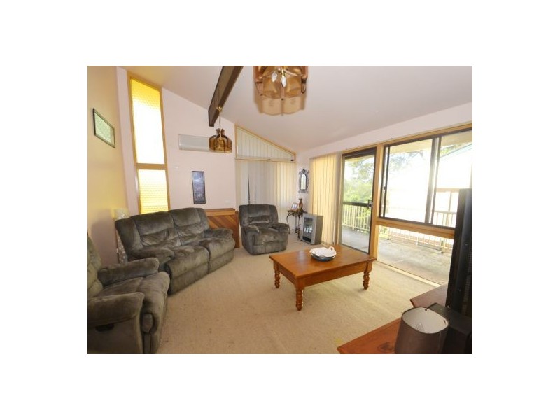 9 Woolard Road, Springfield NSW 2250