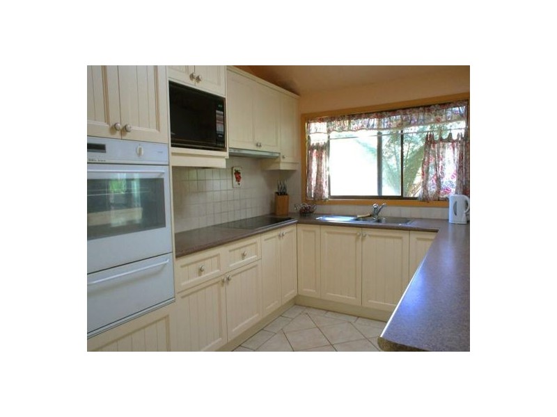 9 Woolard Road, Springfield NSW 2250