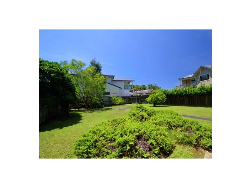 20 Lake View Road, Wamberal NSW 2260