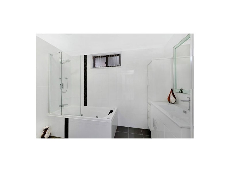 18a Daley Avenue, Daleys Point NSW 2257