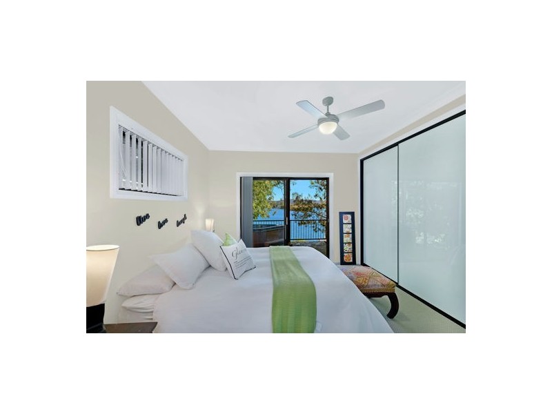 18a Daley Avenue, Daleys Point NSW 2257