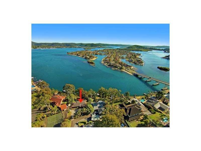 18a Daley Avenue, Daleys Point NSW 2257