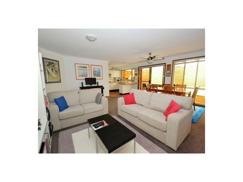 2/26 Stratford Park Drive, Terrigal NSW 2260