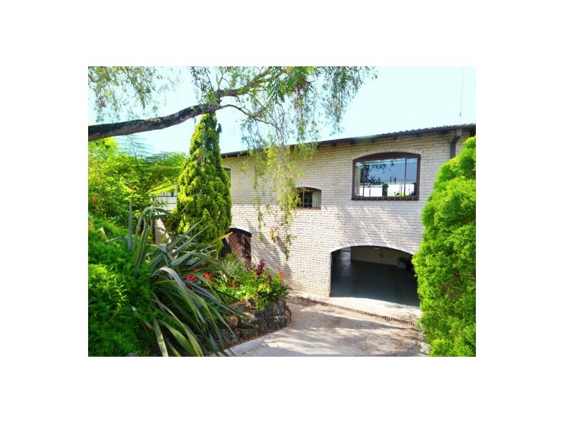 114 Old Gosford Road, Wamberal NSW 2260