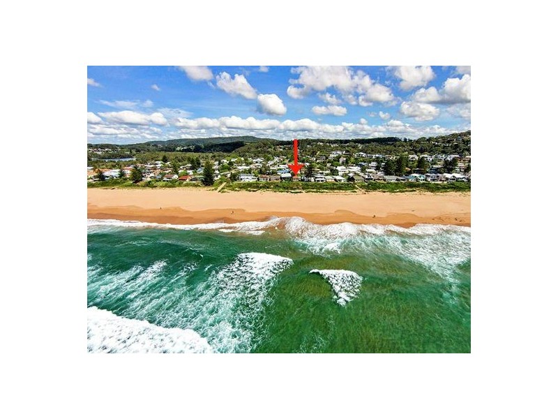 10 North Avoca Parade, North Avoca NSW 2260