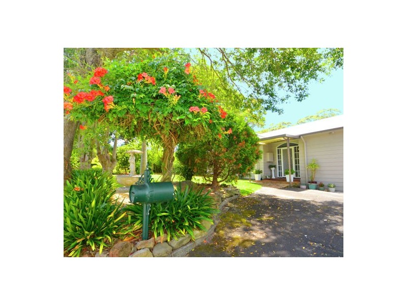 28 Serpentine Road, Erina Heights NSW 2260