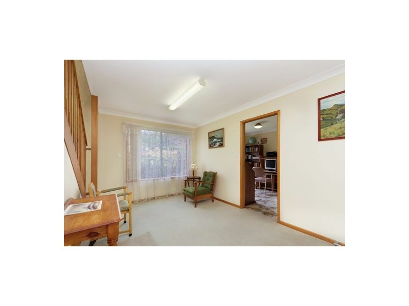 32 Valley View Road, Wyoming NSW 2250