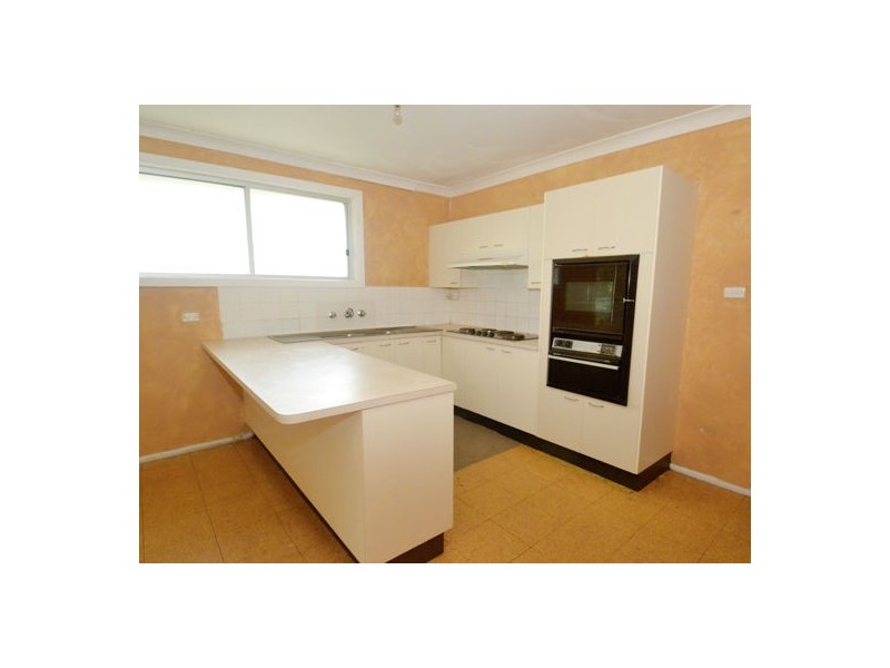 33 Hillcrest Street, Terrigal NSW 2260