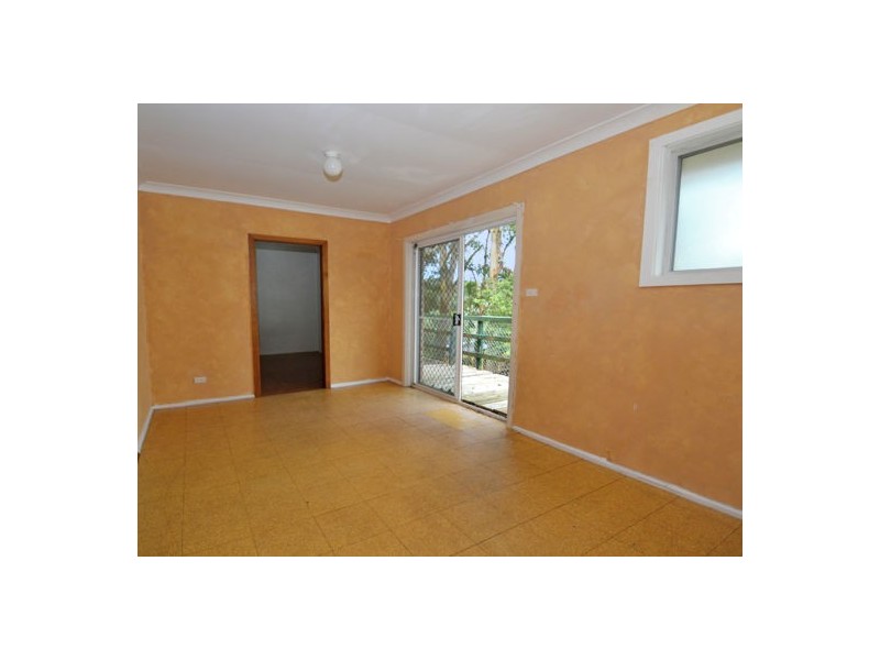 33 Hillcrest Street, Terrigal NSW 2260