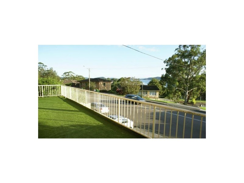 2/99 Henry Parry Drive, Gosford NSW 2250