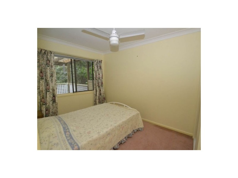 70 Lake Shore Drive, North Avoca NSW 2260