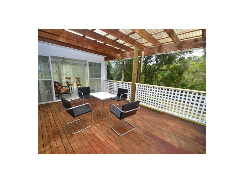 70 Lake Shore Drive, North Avoca NSW 2260