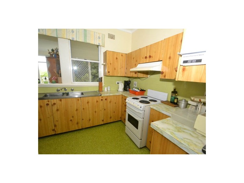 42 Dover Road, Wamberal NSW 2260