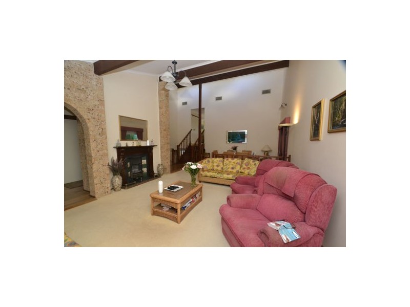 10 Scarborough Court, Terrigal NSW 2260