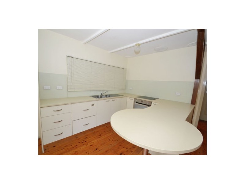 40 Narrawa Avenue, Erina NSW 2250