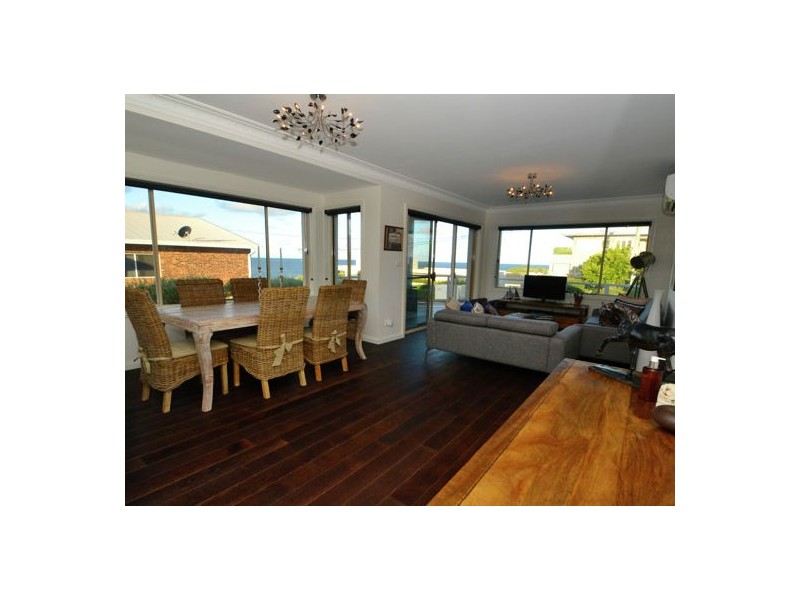 1/11 Barnhill Road, Terrigal NSW 2260