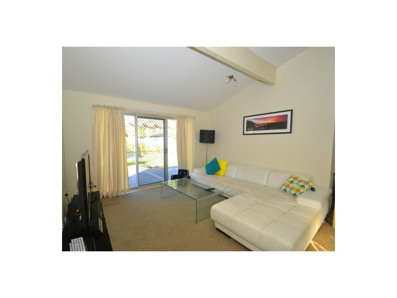 60 Anniversary Ave, Terrigal NSW 2260