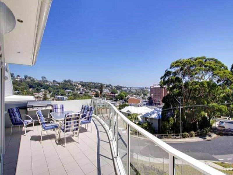 4/20 Maroomba Rd, Terrigal NSW 2260