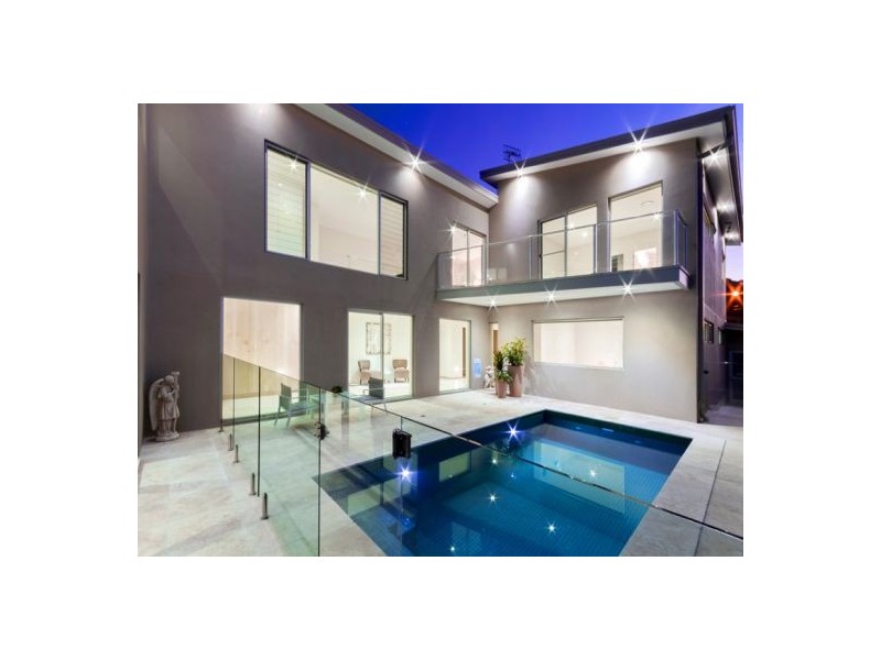 165 Avoca Drive, Avoca Beach NSW 2251