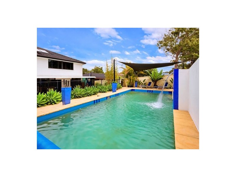 17 Renown Street, Wamberal NSW 2260