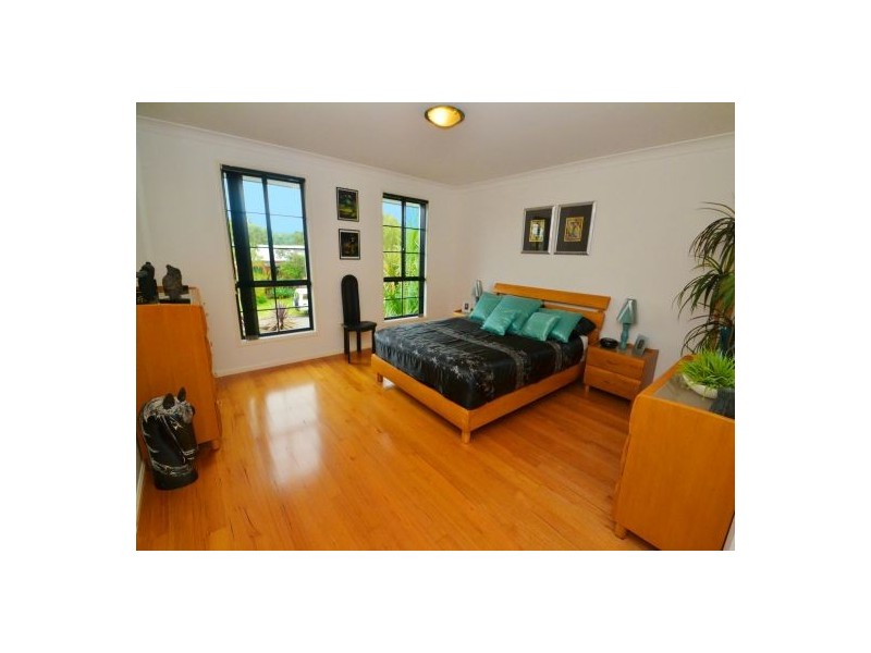 17 Renown Street, Wamberal NSW 2260