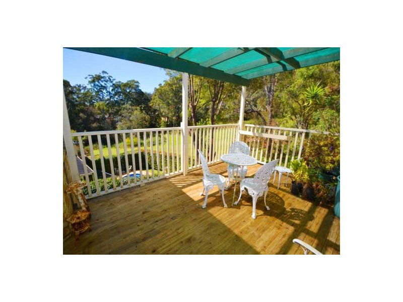 35 Thames Drive, Erina NSW 2250