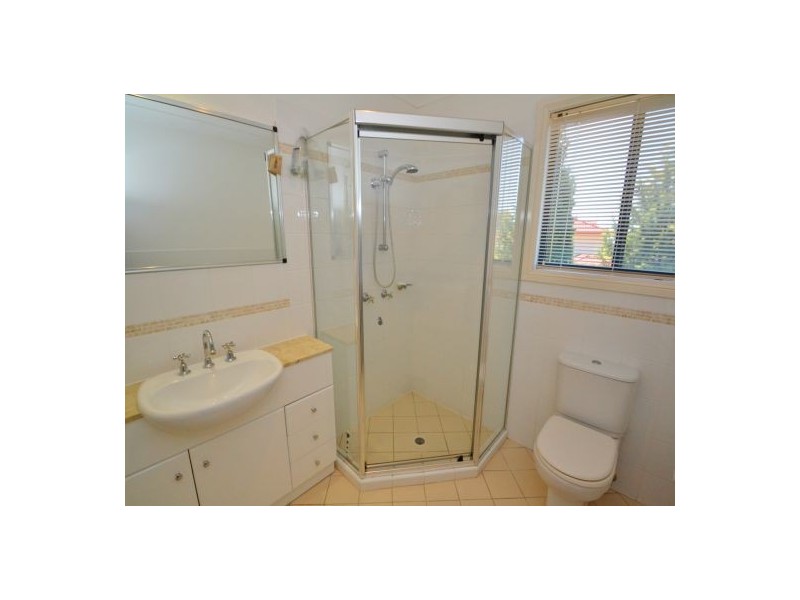 24 Kensington Place, Mardi NSW 2259