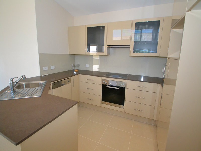2/11 Hillcrest St, Terrigal NSW 2260