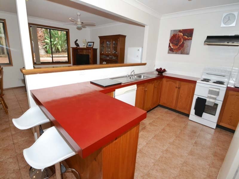 109 Lake Shore Dr, North Avoca NSW 2260