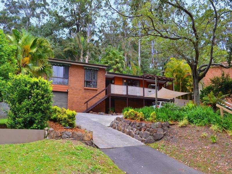 109 Lake Shore Dr, North Avoca NSW 2260