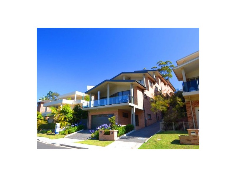 2/36 Boomerang Rd, Terrigal NSW 2260