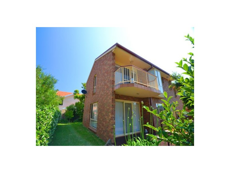 3/10 Barrington Rd, Terrigal NSW 2260