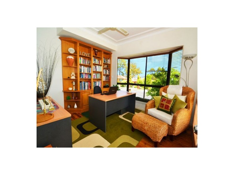 29 Asca Ave, Green Point NSW 2251