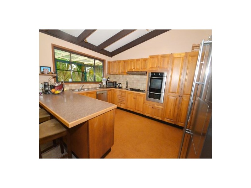 11 Tottenham Place, North Gosford NSW 2250