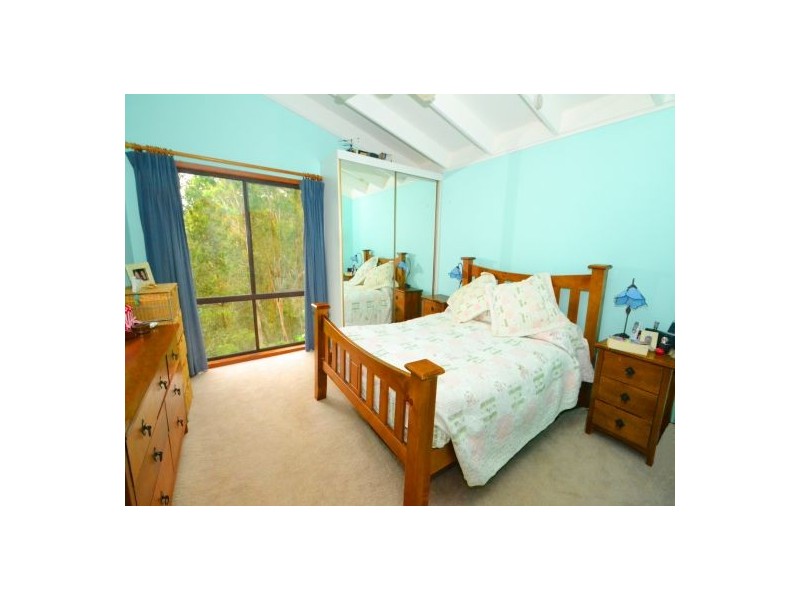 11 Tottenham Place, North Gosford NSW 2250