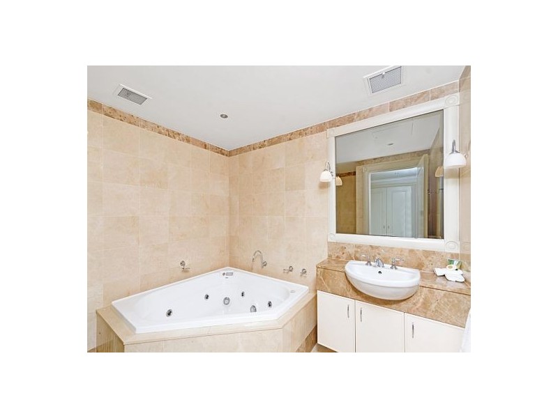 2/8 Terrigal Esplanade, Terrigal NSW 2260