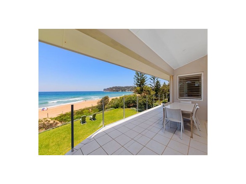 42 Ocean Street, North Avoca NSW 2260