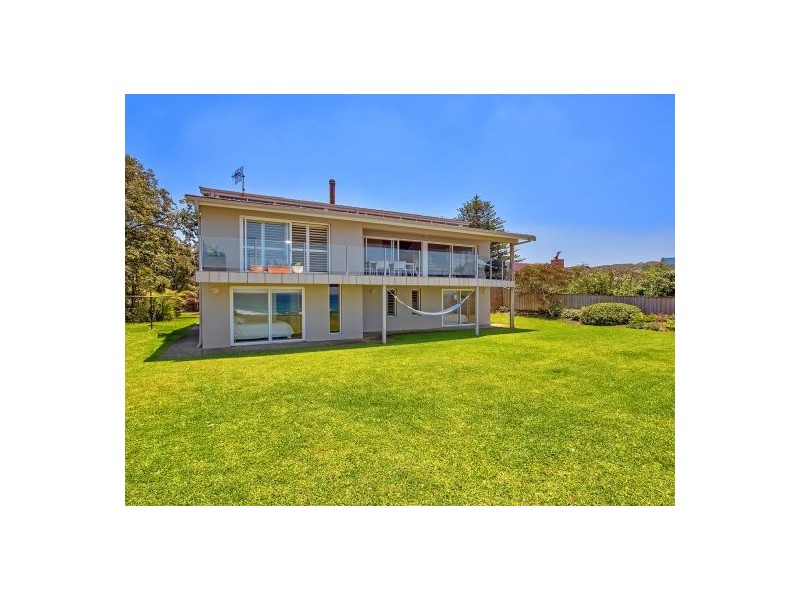 42 Ocean Street, North Avoca NSW 2260