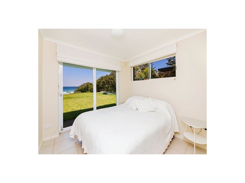 42 Ocean Street, North Avoca NSW 2260