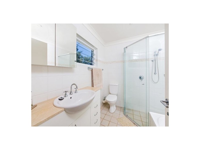 42 Ocean Street, North Avoca NSW 2260