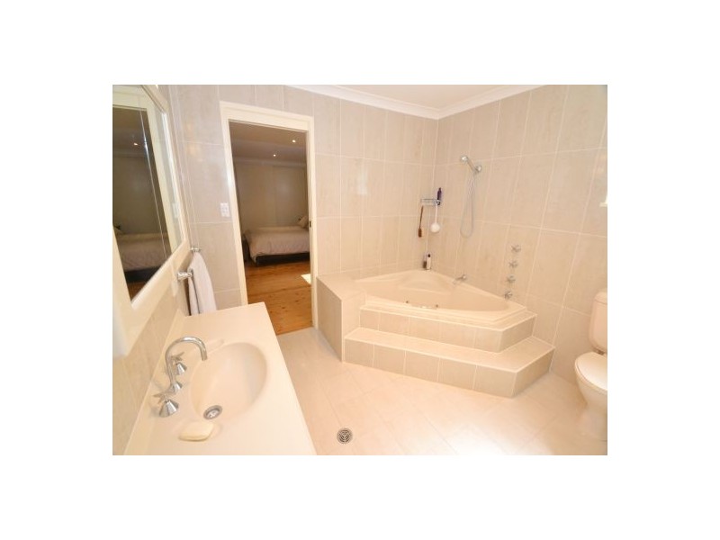 4 Anchorage Crescent, Terrigal NSW 2260