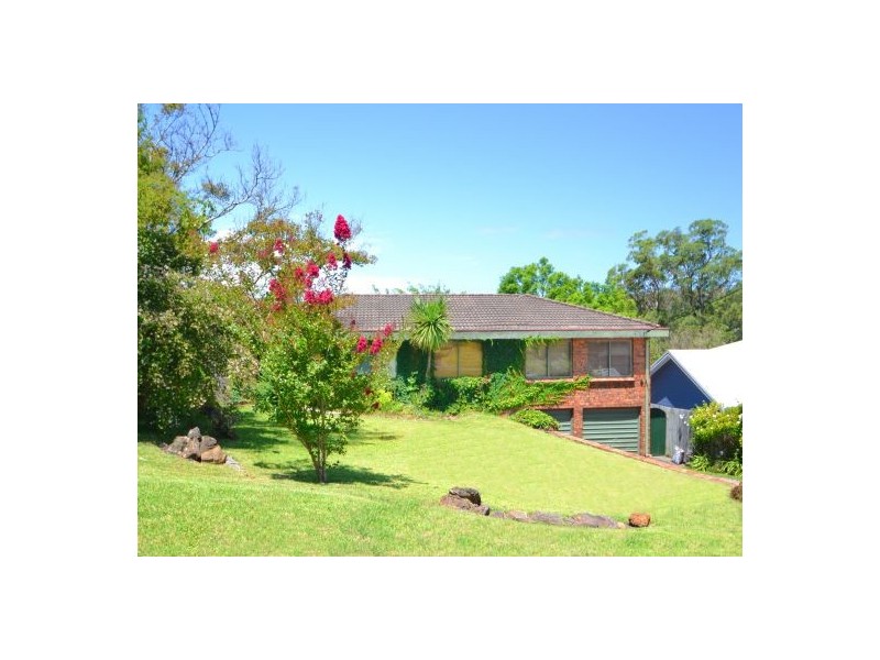 2 Holmes Rd, Terrigal NSW 2260