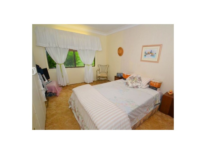 2 Holmes Rd, Terrigal NSW 2260