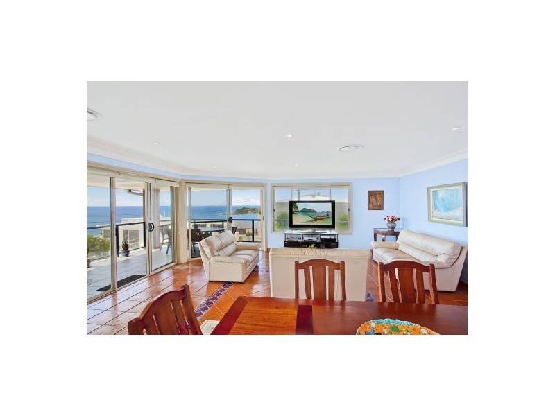 11 Barnhill Road, Terrigal NSW 2260