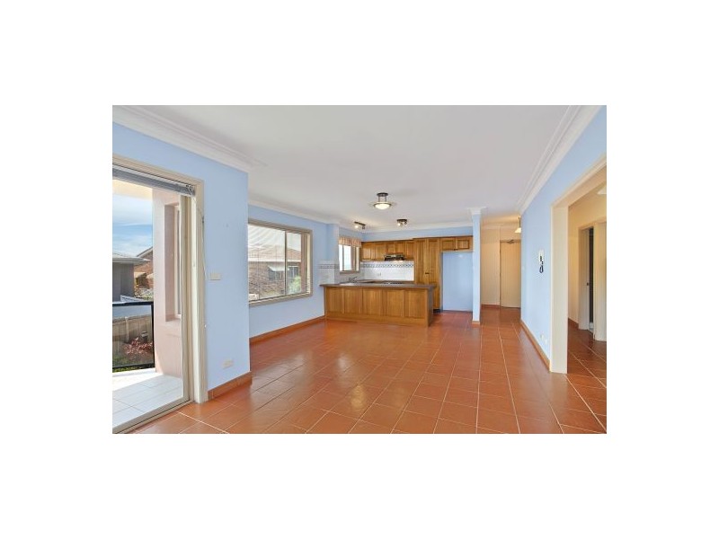11 Barnhill Road, Terrigal NSW 2260