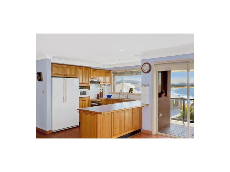 11 Barnhill Road, Terrigal NSW 2260