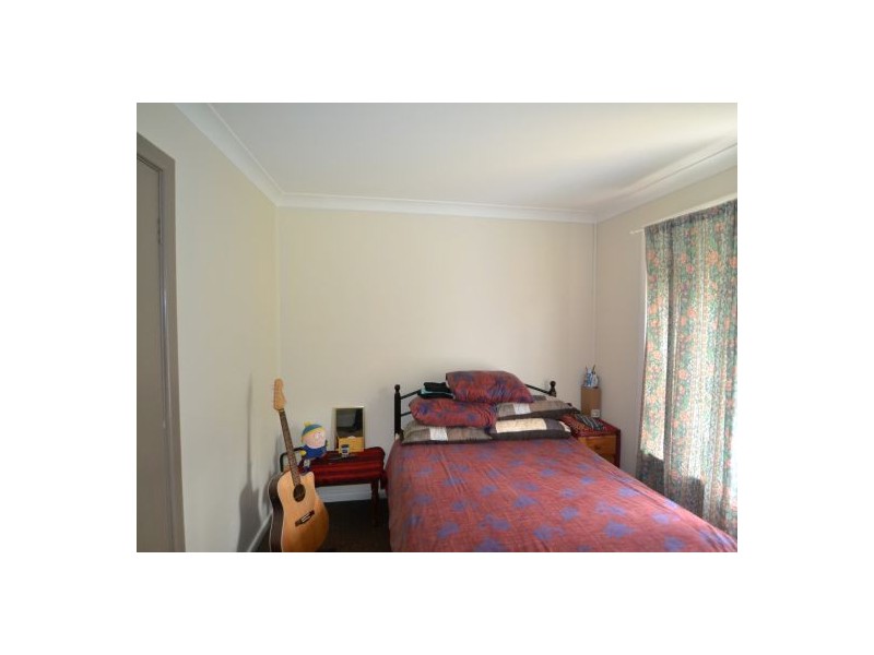 2/33 Central Coast Highway, West Gosford NSW 2250