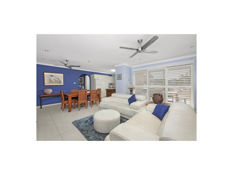 2/280 Terrigal Drive, Terrigal NSW 2260