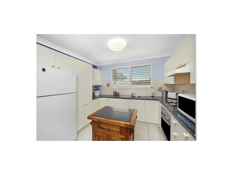 2/280 Terrigal Drive, Terrigal NSW 2260