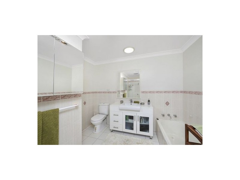 2/280 Terrigal Drive, Terrigal NSW 2260